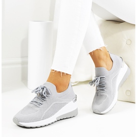 Graue Turnschuhe auf dem Keil Sabelia 1