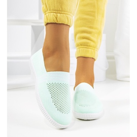 Grüne durchbrochene Turnschuhe von Tanya 1