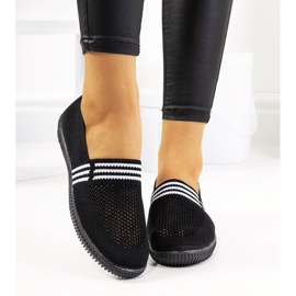 Schwarze, durchbrochene Turnschuhe von Tanya 1