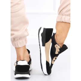 Nydia schwarze Turnschuhe 1