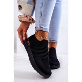 News Lorento Sportschuhe aus schwarzem Textil 1