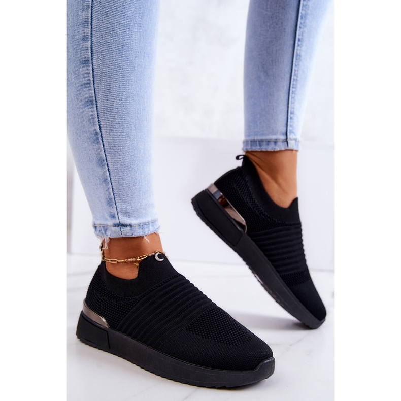 News Lorento Sportschuhe aus schwarzem Textil 2