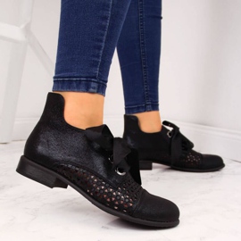 Durchbrochene Frühlingsstiefel Jezzi W JEZ319A schwarz 2