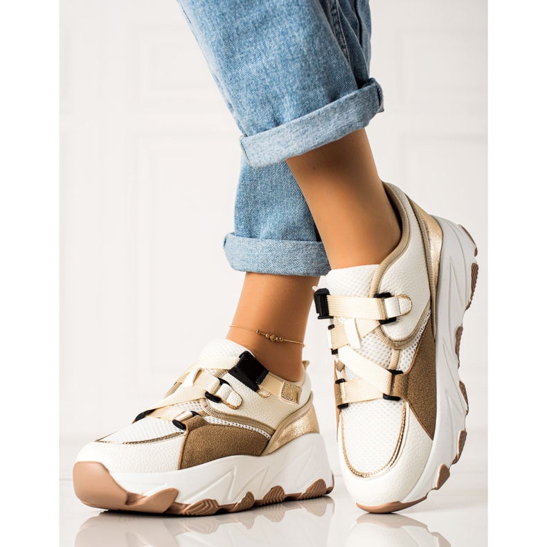 W. Potocki Sneaker mit Potocki-Schnalle beige weiß golden 2