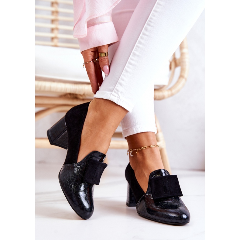 PA2 Schwarze Diana Pumps aus Wildleder in Schlangenlederoptik 2