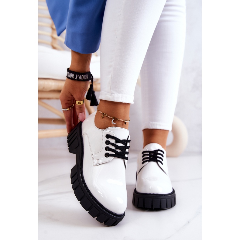 Modische Lackschuhe La.Fi White Hallie weiß 1