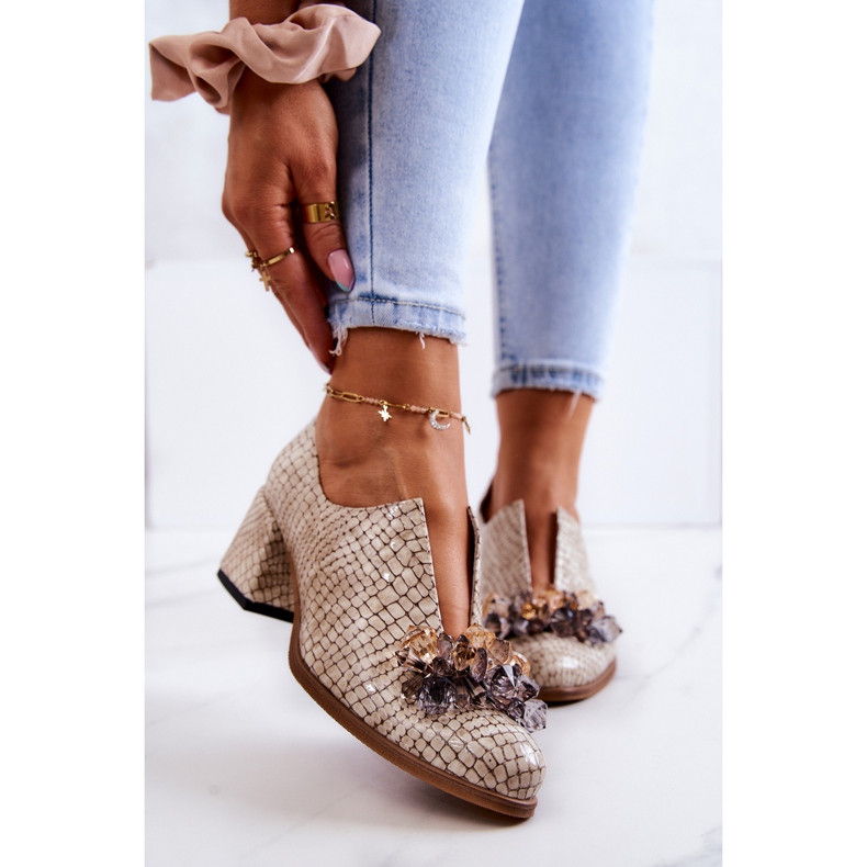 PA2 Elegante High Heels aus Leder mit beiger Delaver-Verzierung 1