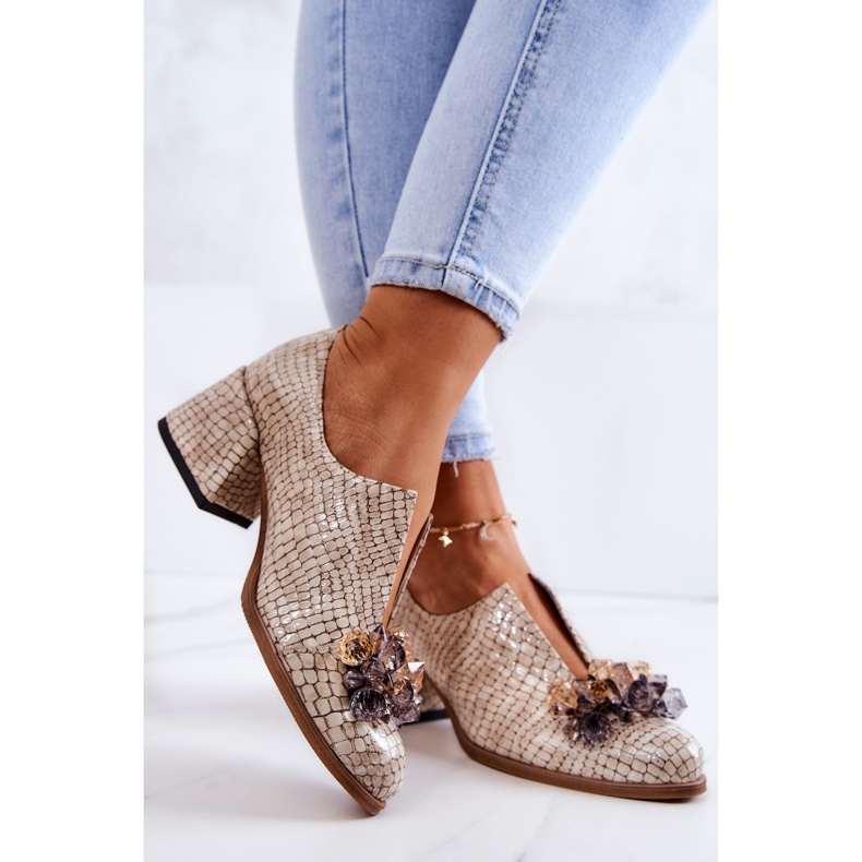 PA2 Elegante High Heels aus Leder mit beiger Delaver-Verzierung 2