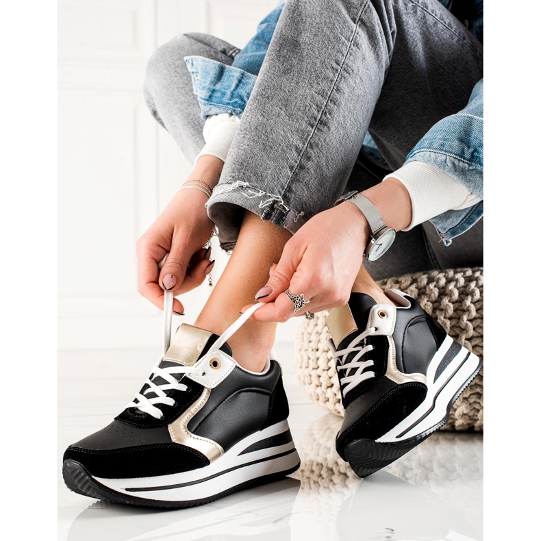 TRENDI Stylische Sneaker schwarz 1