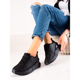 TRENDI Schwarze Turnschuhe aus Öko-Leder 1