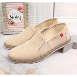 Schlüpfen Sie in die beigen Espadrilles von Big Star W JJ276001 2