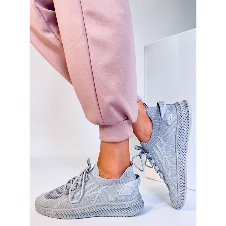 Zewa Graue Sportsocken 2