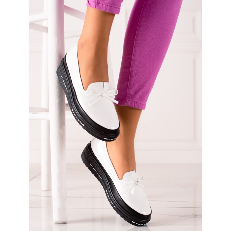 Leichte Loafer auf der VINCEZA-Plattform weiß 2