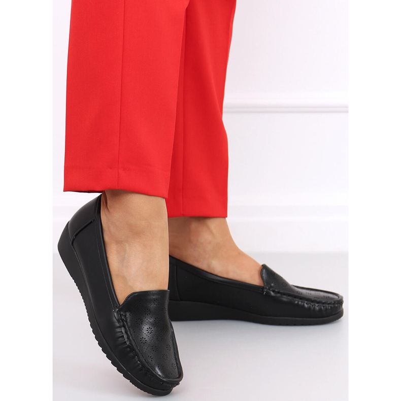 Cukki Schwarze durchbrochene Loafer für Damen 2