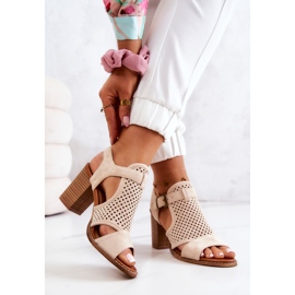 Durchbrochene Sandalen auf einer Stange Beige Hey Lover 2