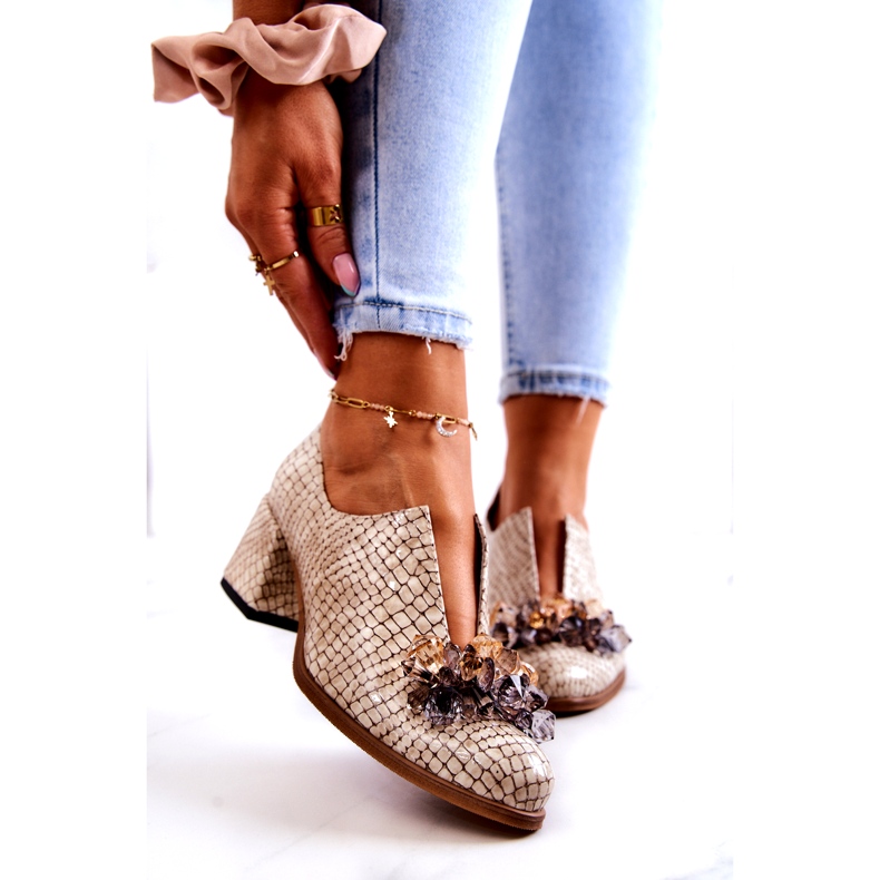 PA2 Elegante High Heels aus Leder mit beiger Delaver-Verzierung 1