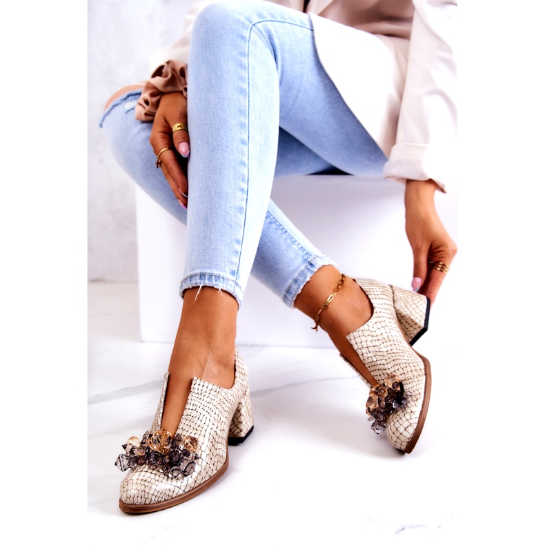 PA2 Elegante High Heels aus Leder mit beiger Delaver-Verzierung 4