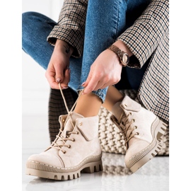 Beżowe Fallensteller von S. Barski beige 1