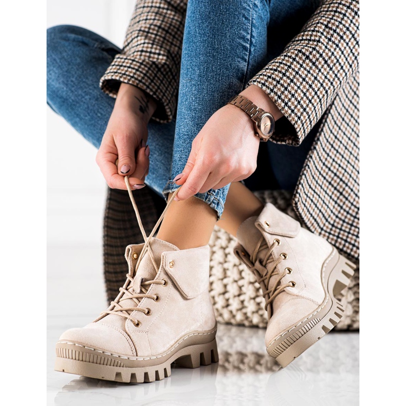 Beżowe Fallensteller von S. Barski beige 1