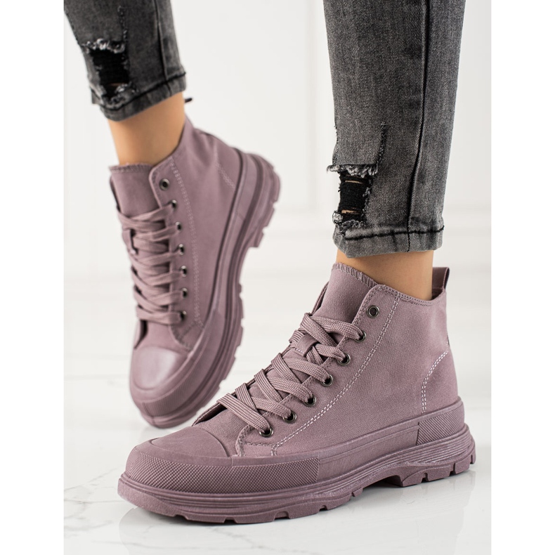 Forever Folie Violette Turnschuhe auf der Plattform 1