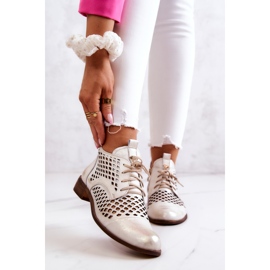 Durchbrochene Lederstiefel Nicole 2704/004 Weiß und Gold 1