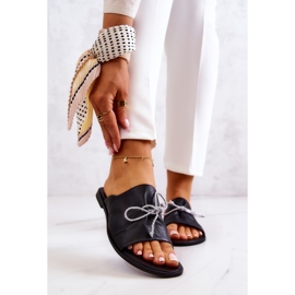 Damenhausschuhe aus Leder Nicole 2659/001 Schwarz 1