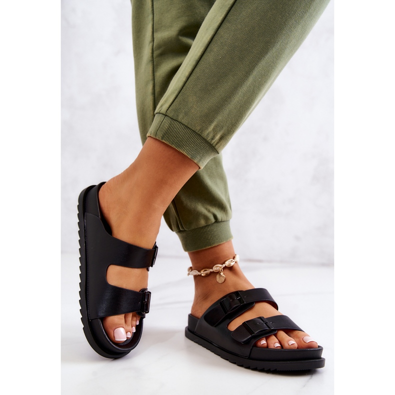 S.Barski Schwarze Corina-Gummihausschuhe mit Schnalle 2