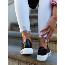 S.Barski Damen-Sneakers aus Leder mit schwarzer Carrey-Verzierung 2