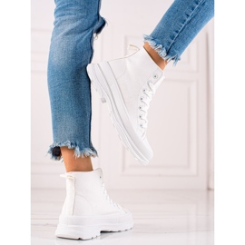 TRENDI Weiße hohe Turnschuhe 1