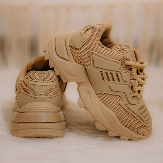 FR1 Freak Out Beige Kindersneaker 1