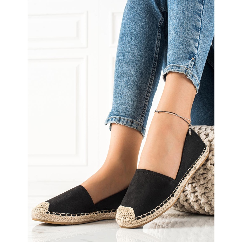 TRENDI Klassische schwarze Espadrilles 1