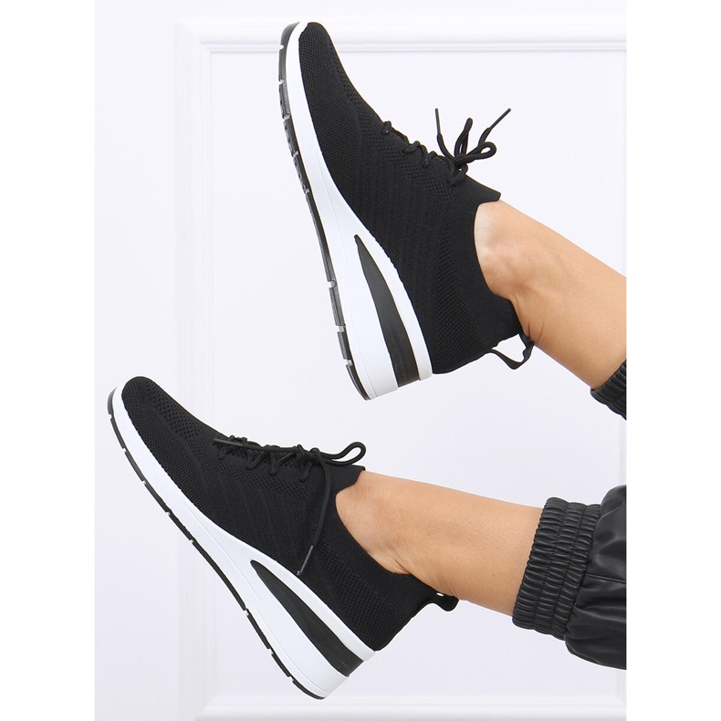 Sockenkeilschuhe Binita Schwarz 1