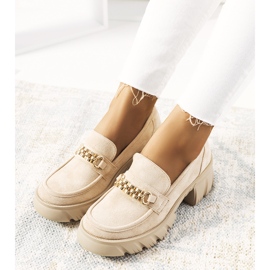 Beige Loafer auf einer dicken Jeri-Sohle 1
