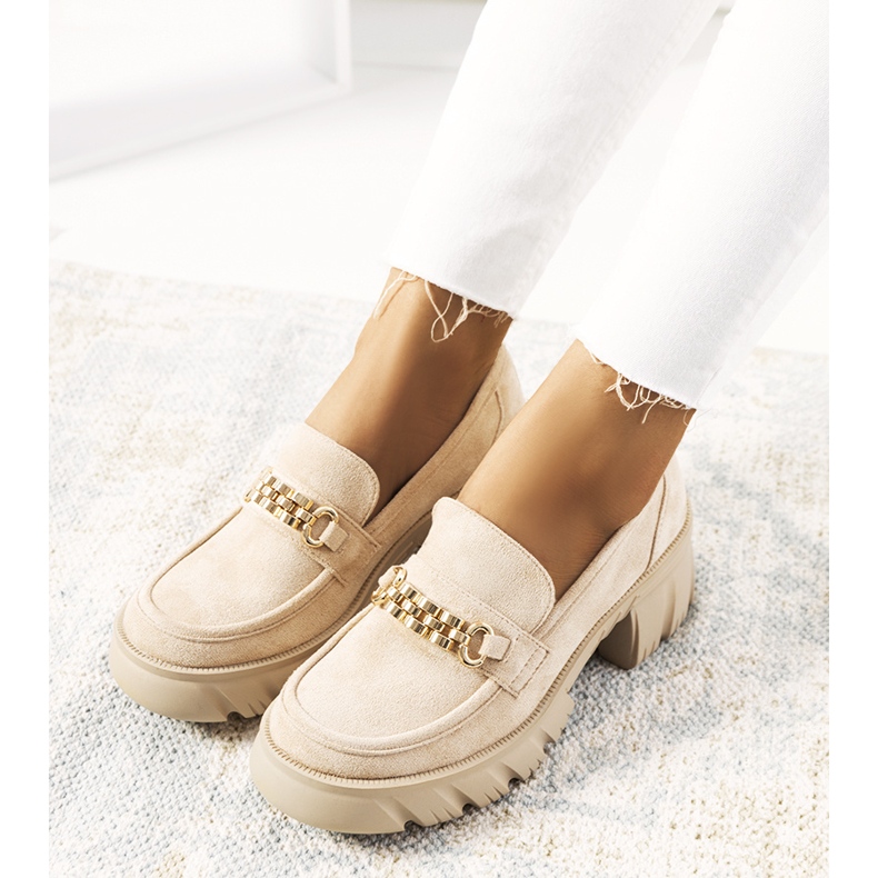 Beige Loafer auf einer dicken Jeri-Sohle 1