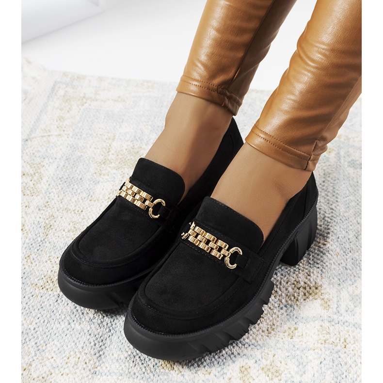Schwarze Loafer auf dicker Jeri-Sohle 1