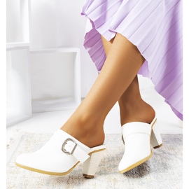 Weiße Gralow High Heels 1