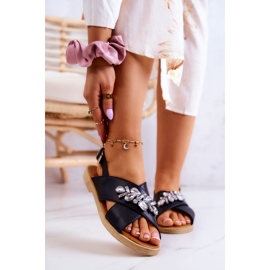 FW1 Bequeme Damensandalen mit schwarzer Irvine-Dekoration 1