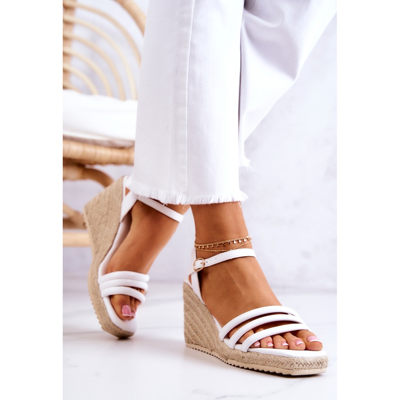 FJ1 Louisiana weiße Sandalen auf einem Keil 2