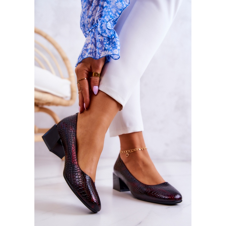 Sergio Leone Pumps aus Leder in Schlangenhaut-Optik Burgund Mesquite rot 2