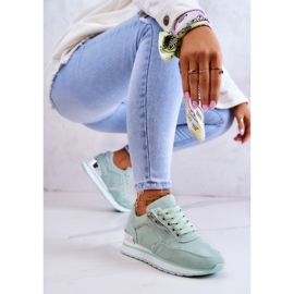 FB2 Sportschuhe aus Wildleder auf einer hellgrünen Riverside-Plattform 1