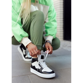 FG2 Hohe Damen Sportschuhe Weiß und Schwarz Megithoe 1