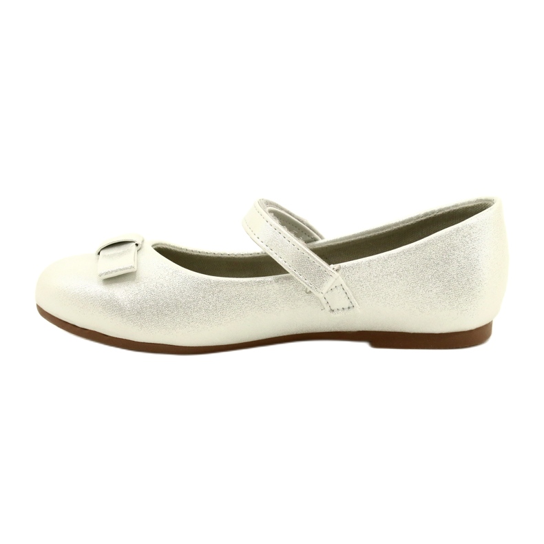 Miss Mädchen Ballerinas mit einem silbernen Bug 1