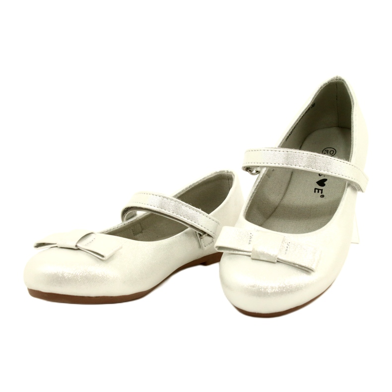 Miss Mädchen Ballerinas mit einem silbernen Bug 2