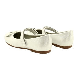 Miss Mädchen Ballerinas mit einem silbernen Bug 5