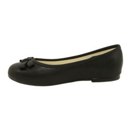 Schwarze Ballerinas mit schwarzer Schleife 1