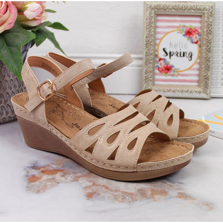 Keilsandalen Jezzi W EVE350A beige 2