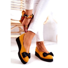 Ballerinas aus Wildleder auf der Plattform Maciejka 05062-07 Gelb 2