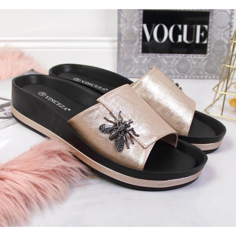 Keilhausschuhe mit einem Insekt Vinceza W JAN118B golden 2