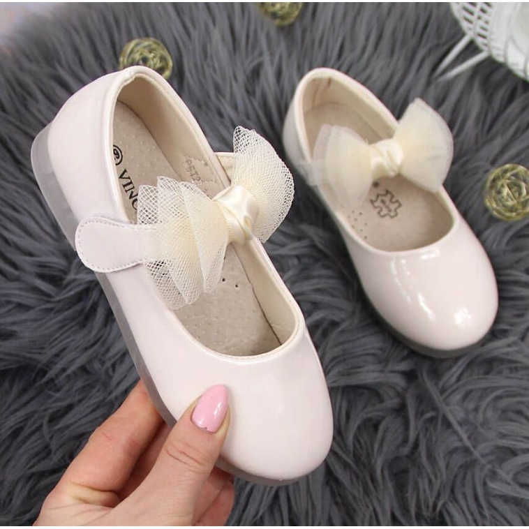 Ballerinas mit Klettverschluss und Schleife Vinceza Jr JAN100B beige 1