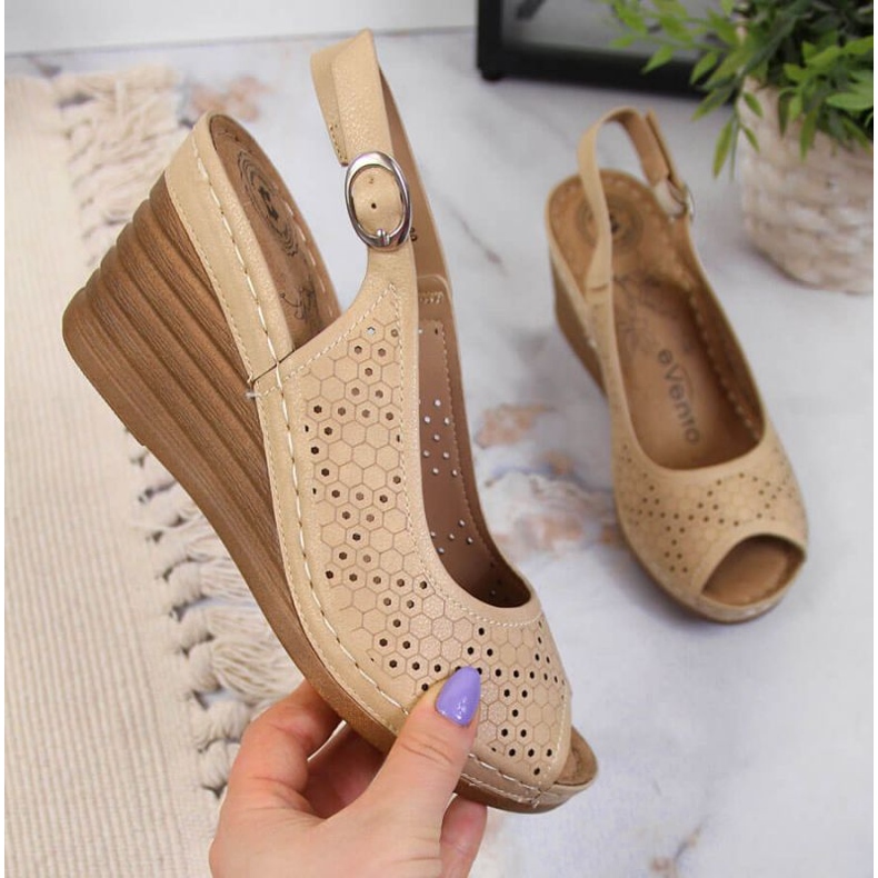 Keilsandalen eVento W EVE349B beige 1